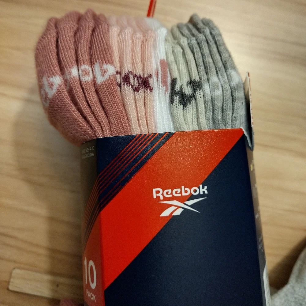 Reebok Women's Low Cut Featherweight Multi-Color Socks 10 Pack 🆕